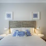BmyGuest - Arroios Lisbon Apartment